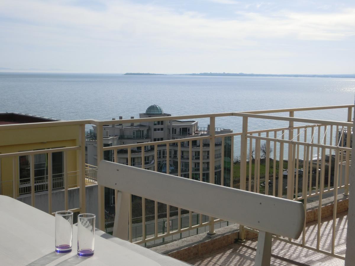 2 Bedroom Imperial Apartment With Panoramic Sea Views, Sveti Vlas Eksteriør billede